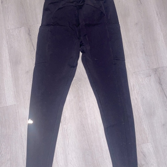 Alo Leggings Size Small - Picture 2 of 3
